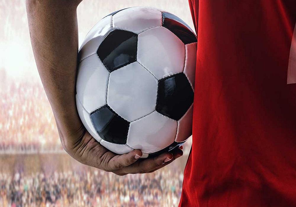 نقش آنالیز داده‌ها در پیش‌بینی عملکرد بازیکنان